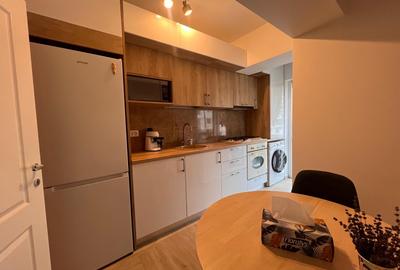 Apartament cu 3 camere semidecomandat, mobilat în Tătărași - 1