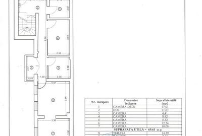 Casă individuală cu 10 camere cu Garaj în Central