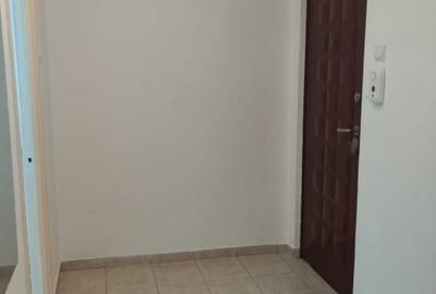 Apartament cu 2 camere semidecomandat în Orizont