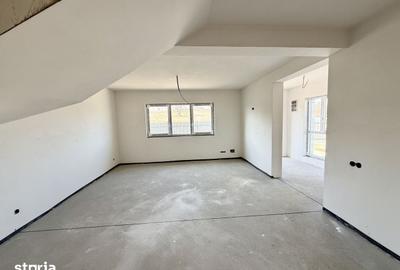 Casă cu 4 camere cu Teren 300 Mp în Central - 3