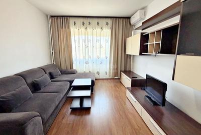 Apartament cu 2 camere semidecomandat, mobilat în Podul de Fier