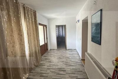Casă cu 3 camere în Semlac - 11