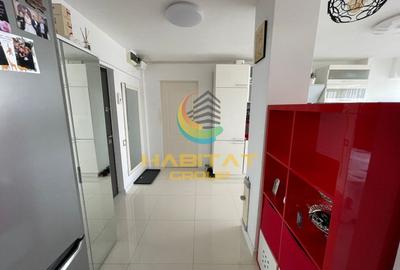 Apartament cu 2 camere semidecomandat, mobilat în Mihai Bravu
