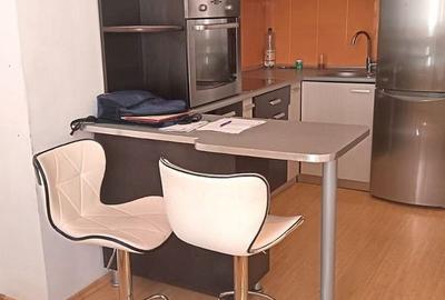 Apartament cu 2 camere decomandat în Vitan