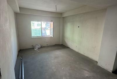 Apartament cu 3 camere decomandat în Năvodari - 2