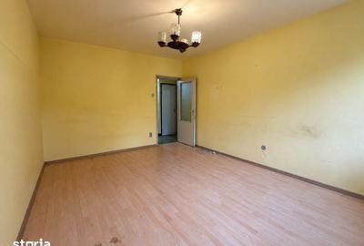 Apartament cu 2 camere decomandat în Rogerius