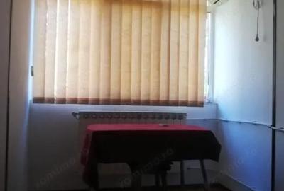 Garsonieră decomandată în Central - 4