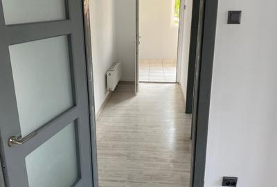 Apartament cu 3 camere decomandat în Central - 4