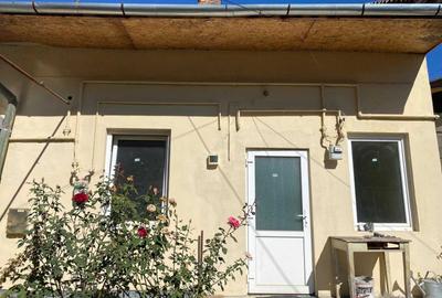 Casă cu 1 camere semidecomandat în Central