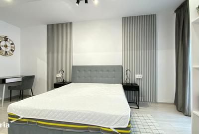 Apartament cu 2 camere, mobilat în Tractorul - 2