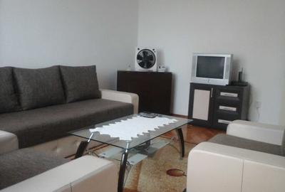 Apartament cu 2 camere decomandat în Ultracentral