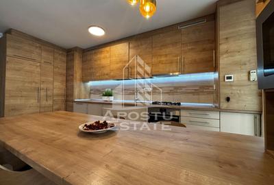 Apartament cu 3 camere semidecomandat, mobilat în Circumvalațiunii - 3