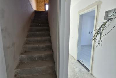Duplex cu 4 camere cu Canalizare în Haliu - 15