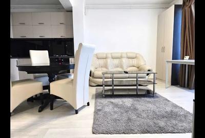 Apartament cu 2 camere decomandat, mobilat în Europa