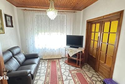 Casă cu 8 camere cu Teren 1420 Mp în Ghiroda - 13