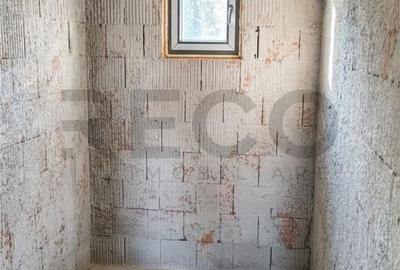Casă cu 3 camere cu Teren 687 Mp în Nojorid