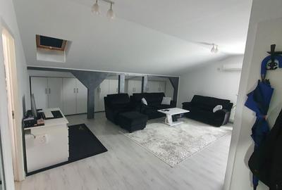 Apartament cu 4 camere decomandat în Central - 1