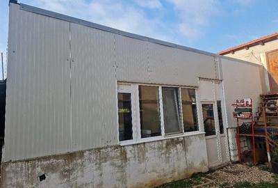 Spațiu comercial, de 60 mp, în Central