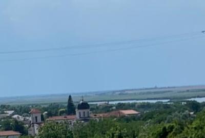 Teren de 4400 mp, în Comana - 3