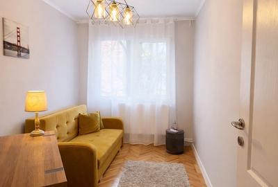 Apartament cu 4 camere în Central