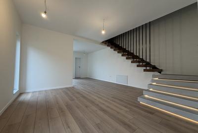 Duplex cu 4 camere cu Teren 330 Mp în Șag - 1