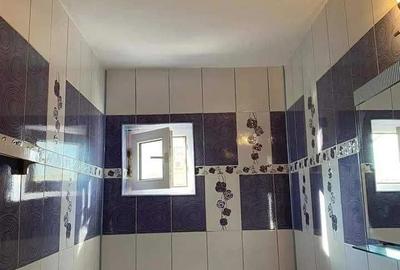 Apartament cu 3 camere decomandat în Sebastian