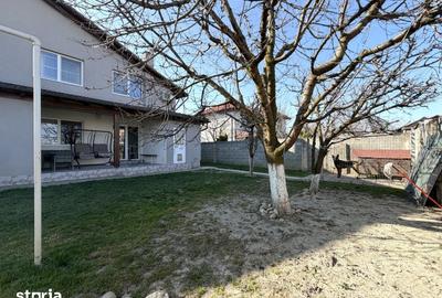Casă cu 5 camere cu Teren 290 Mp în Central - 1