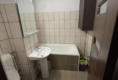 Apartament cu 2 camere decomandat în Găvana - 5