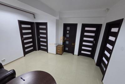 Apartament cu 4 camere decomandat în Olteniței