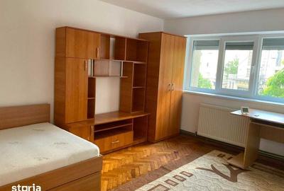 Garsonieră decomandată în Complex Studențesc - 2