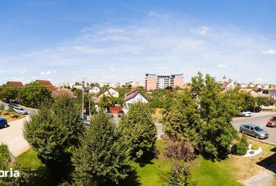 Apartament cu 3 camere decomandat în Micălaca