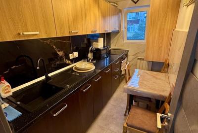 Apartament cu 3 camere decomandat în Cetate - 2