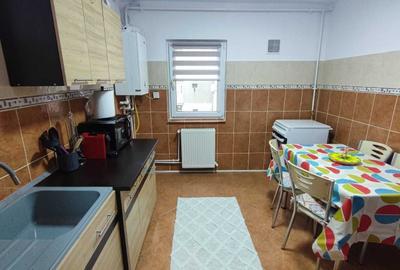 Apartament cu 4 camere decomandat în Inel II - 12