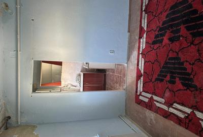 Apartament cu 3 camere semidecomandat în Central - 4