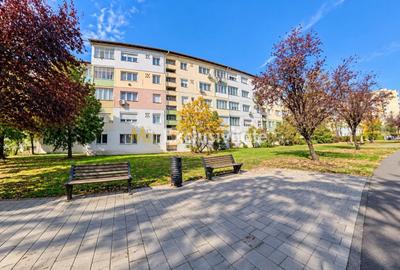 Apartament cu 2 camere nedecomandat în Micro 15