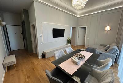 Apartament cu 4 camere decomandat în Cotroceni