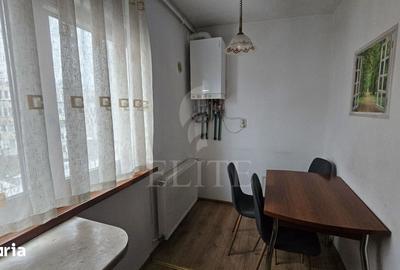 Apartament cu 3 camere decomandat în Plopilor - 2