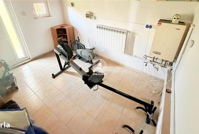 Casă cu 4 camere cu Teren 1670 Mp în Bârnova - 9