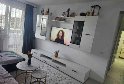 Apartament cu 2 camere decomandat în Progresul
