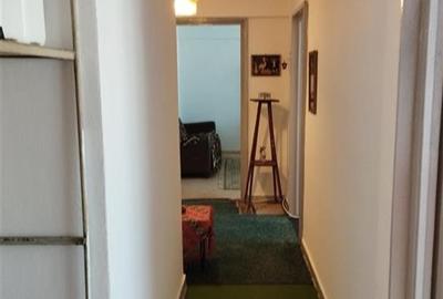 Apartament cu 3 camere decomandat în Milcov - 3
