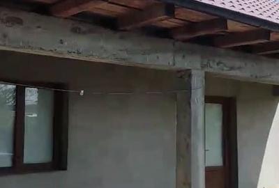Casă cu 4 camere în Rediu - 8