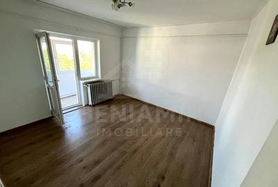 Apartament cu 2 camere decomandat în Brazda lui Novac