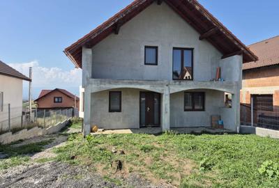 Casă cu 4 camere în Șura Mare - 8