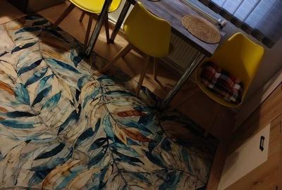 Apartament cu 3 camere decomandat în 1 Mai