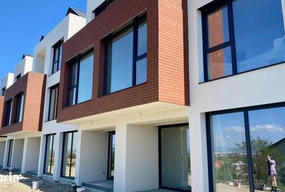 Casă cu 4 camere cu Teren 170 Mp în Gușterița - 2