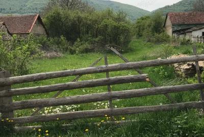 Casă cu Teren 3300 Mp în Central