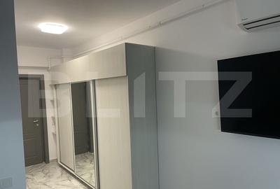 Apartament cu 3 camere decomandat în Palat - 8