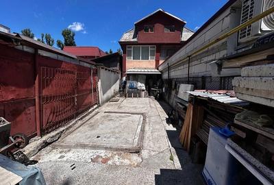 Casă cu Teren 137 Mp în Central - 1