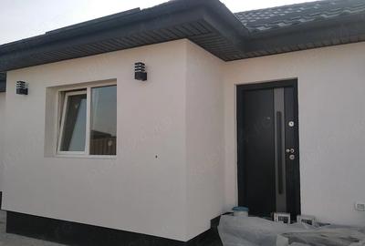Casă cu Teren 350 Mp în Berceni