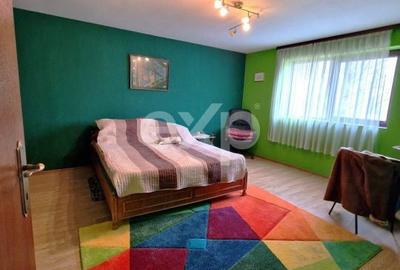Casă cu 10 camere cu Teren 1100 Mp în Gura Șuții - 17